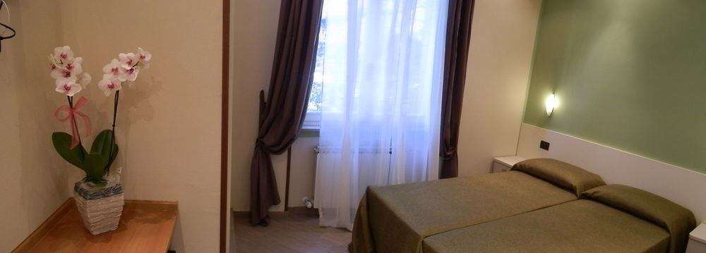 Affittacamere Serena Piacenza Exterior foto